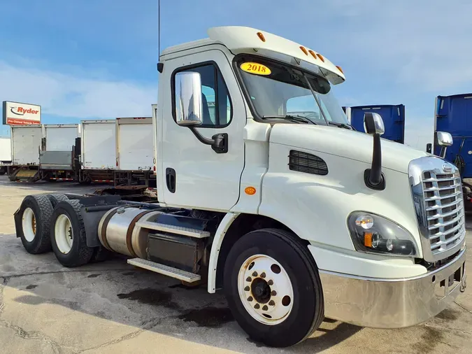 2018 FREIGHTLINER/MERCEDES CASCADIA 113