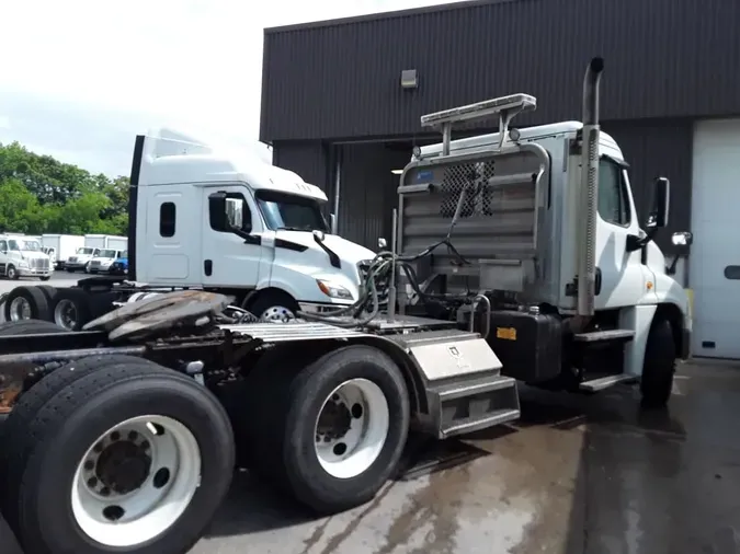2018 FREIGHTLINER CASCADIA 125
