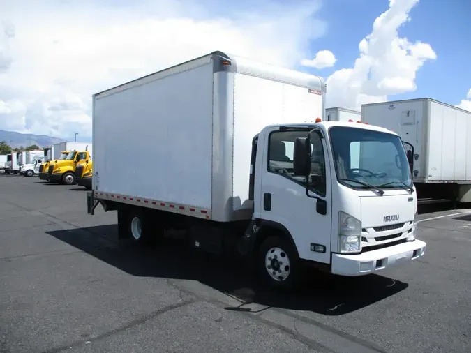 2019 ISUZU NPR HD