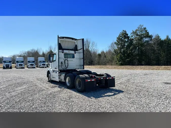 2018 Volvo VNL300