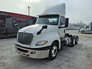 2018 NAVISTAR INTERNATIONAL LT625 DAYCAB T/A