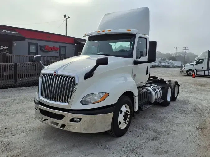 2018 NAVISTAR INTERNATIONAL LT625 DAYCAB T/Abd05d7db4ac146a4bca7f00f9d93c55e