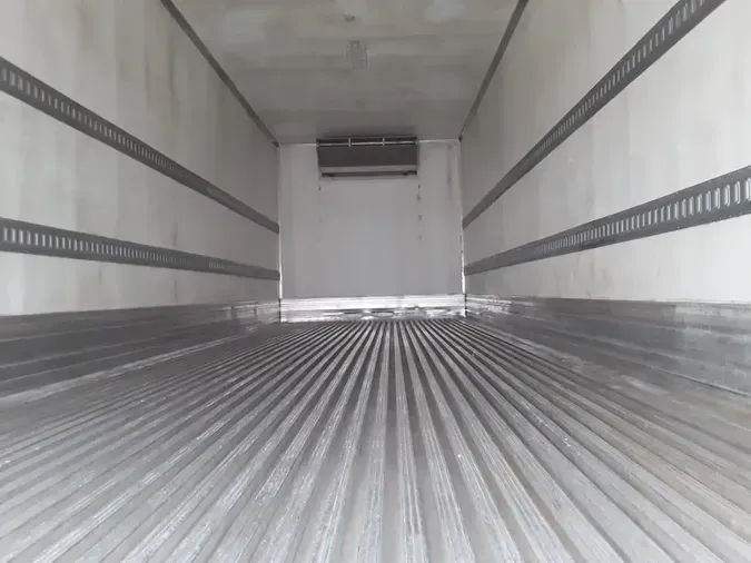 2022 FREIGHTLINER/MERCEDES M2 106