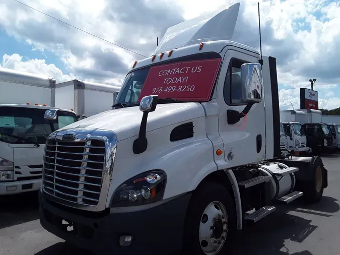 2020 FREIGHTLINER/MERCEDES CASCADIA 113bd09515b8403995fbbbe000f7c05b460