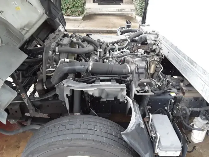 2018 ISUZU NPR