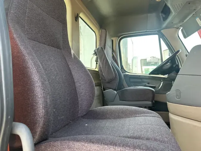 2017 FREIGHTLINER/MERCEDES CASCADIA 125