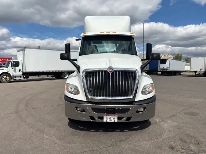 2019 NAVISTAR INTERNATIONAL LT625 DAYCAB T/A