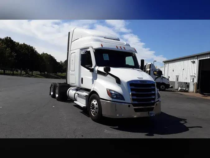 2021 Freightliner Cascadia 126bd0fd555a4faf4c5eb355ddb70e5a662