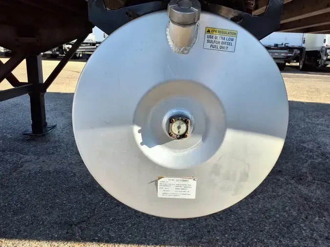 2016 VANGUARD TRAILER CORP R8000B 53/102/162