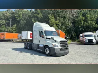 2022 Freightliner Cascadia 126