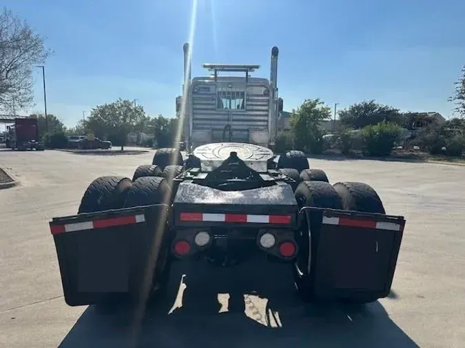2021 Peterbilt 389