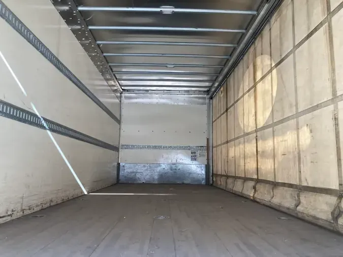 2019 FREIGHTLINER/MERCEDES M2 106