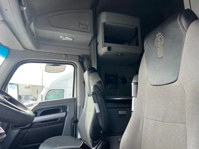 2022 Kenworth T680