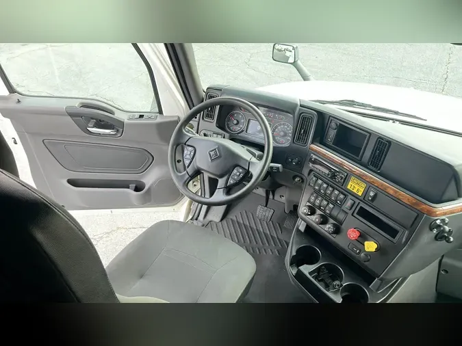 2020 International LT