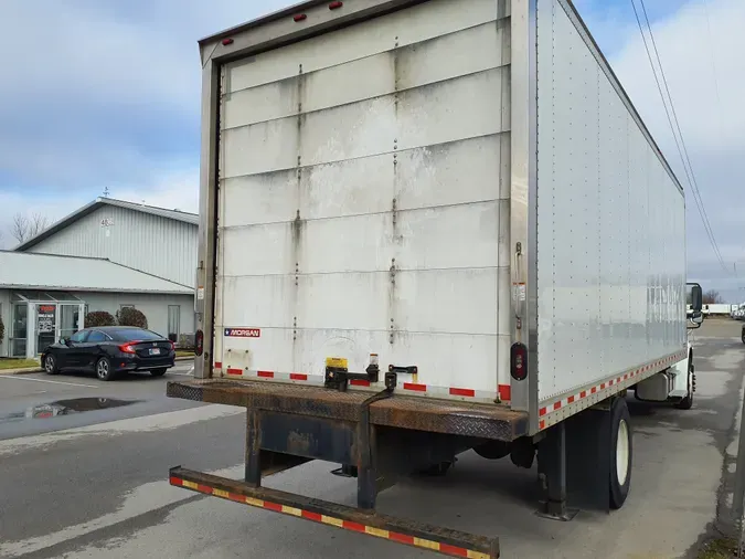 2019 FREIGHTLINER/MERCEDES M2 106