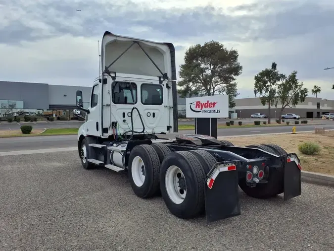 2020 FREIGHTLINER/MERCEDES NEW CASCADIA 116bd1ae1fb220c21c0fe1ab55092d90aab