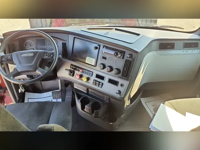 2020 FREIGHTLINER/MERCEDES NEW CASCADIA PX12664
