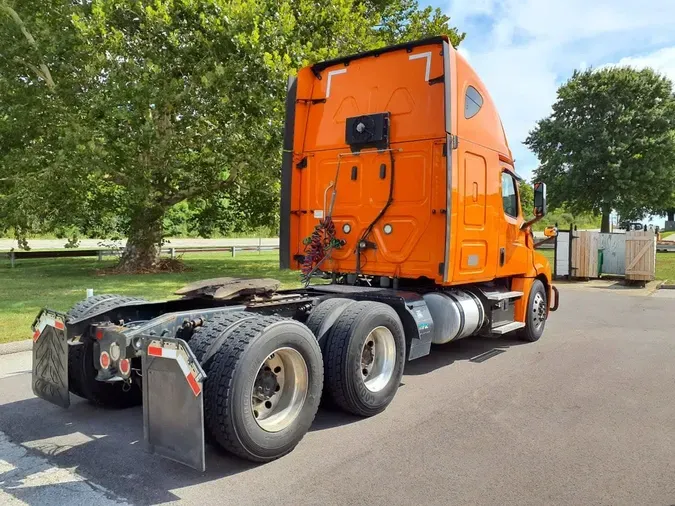 2019 FREIGHTLINER NEW CASCADIA PX12664