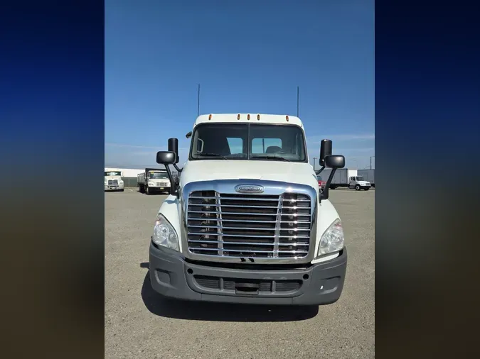 2019 FREIGHTLINER CASCADIA 125bd1eba04ef416ed90454e871814e9771