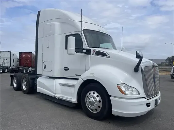 2018 KENWORTH T680