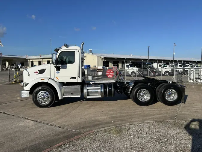 2021 Peterbilt 567