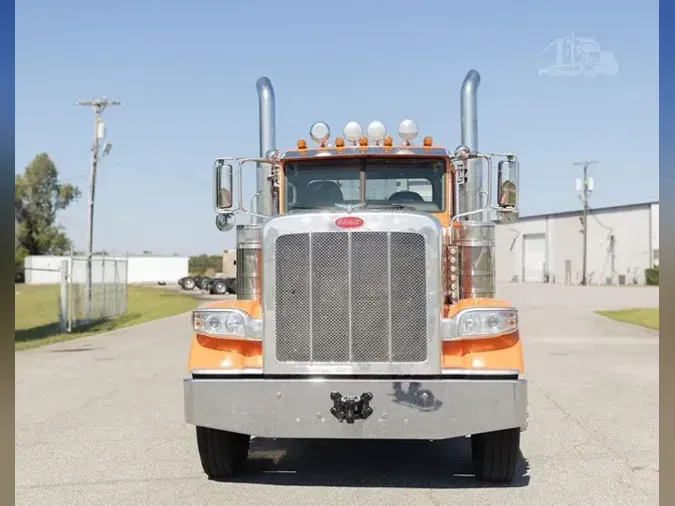 2021 PETERBILT 389
