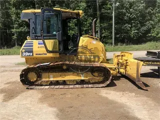 2016 KOMATSU D39PX-24