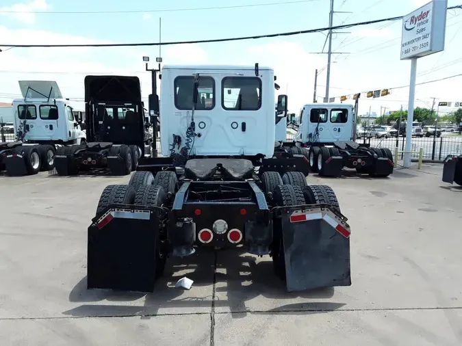 2020 FREIGHTLINER CASCADIA 125