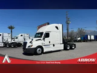 2021 FREIGHTLINER CA126