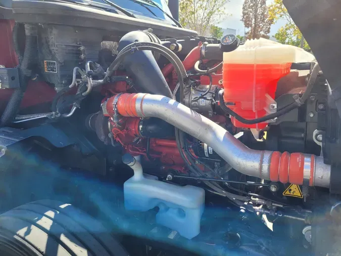 2022 International LT625