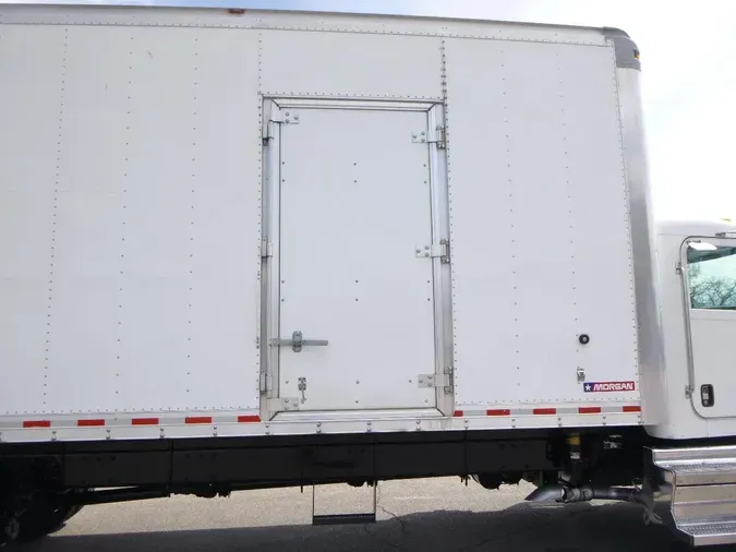 2020 Peterbilt 337bd2b0939f69ce90936aa1a895667df6e