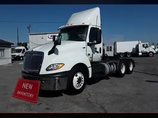 2018 NAVISTAR INTERNATIONAL LT625 DAYCAB T/A