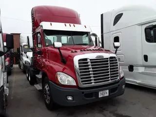 2017 FREIGHTLINER/MERCEDES CASCADIA 125