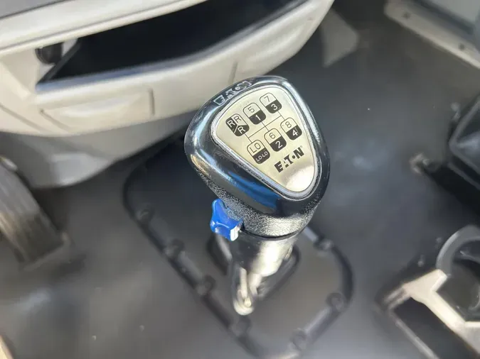 2020 Peterbilt 567