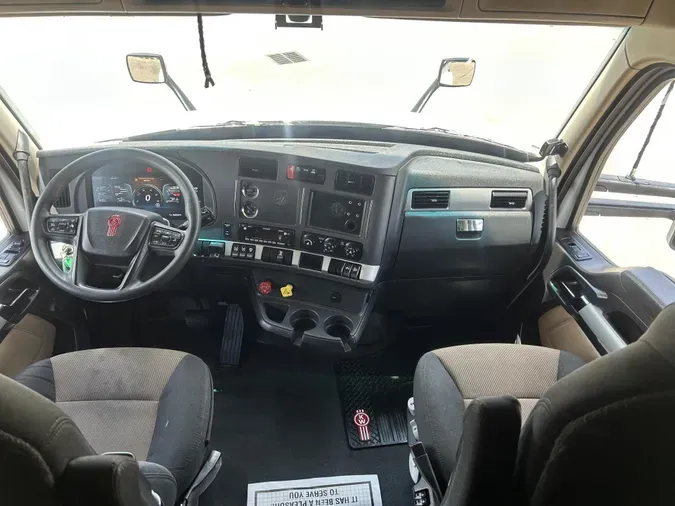 2023 Kenworth T680