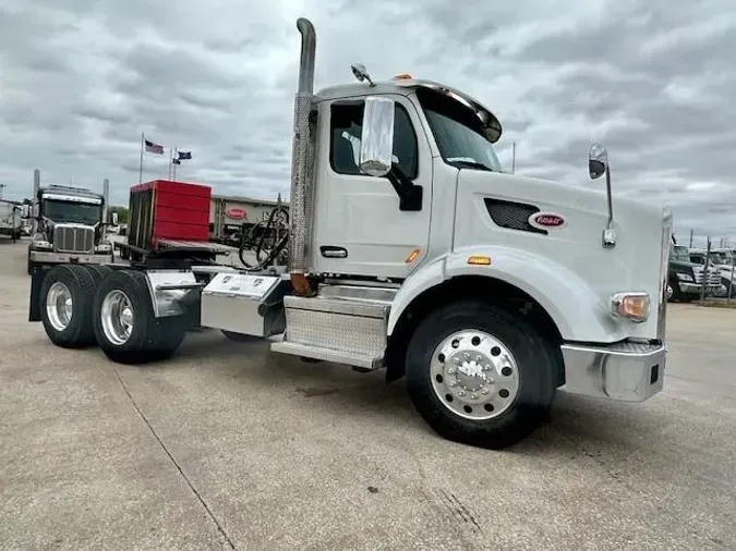 2020 Peterbilt 567