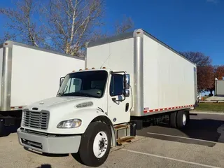 2016 FREIGHTLINER/MERCEDES M2 106