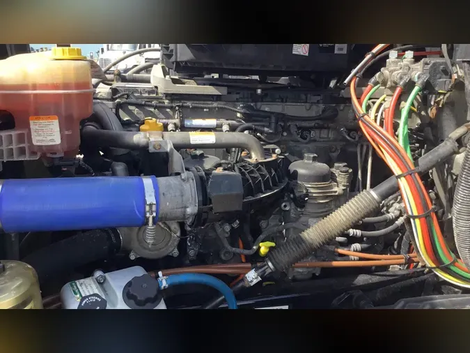 2020 Freightliner Cascadia 126