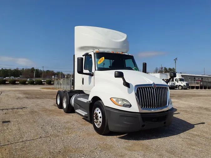 2020 NAVISTAR INTERNATIONAL LT625 DAYCAB T/A