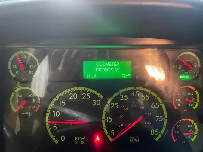 2019 FREIGHTLINER/MERCEDES M2 106bd4880c75411b7e982c5dcfa6f899ab3