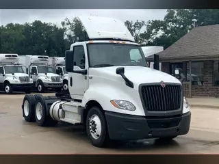 2021 INT LT625 6x4