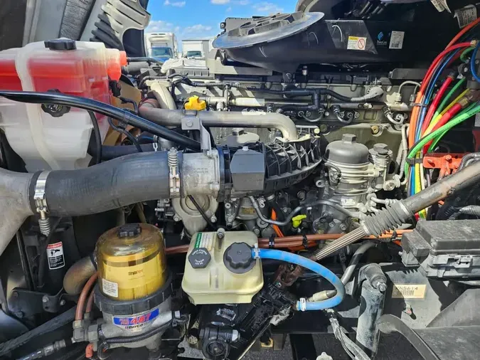 2019 FREIGHTLINER/MERCEDES CASCADIA 125