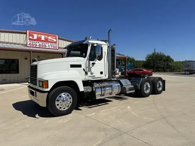 2017 MACK PINNACLE CHU613bd519d95b940ecfe7d3483e070885c46