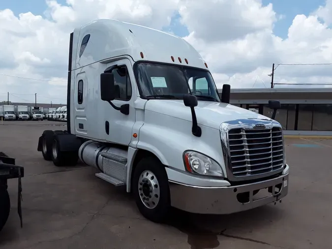 2019 FREIGHTLINER/MERCEDES CASCADIA 125