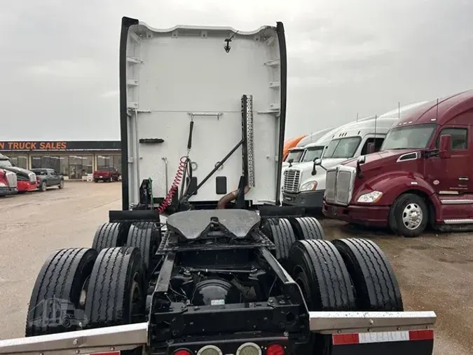 2022 KENWORTH T680