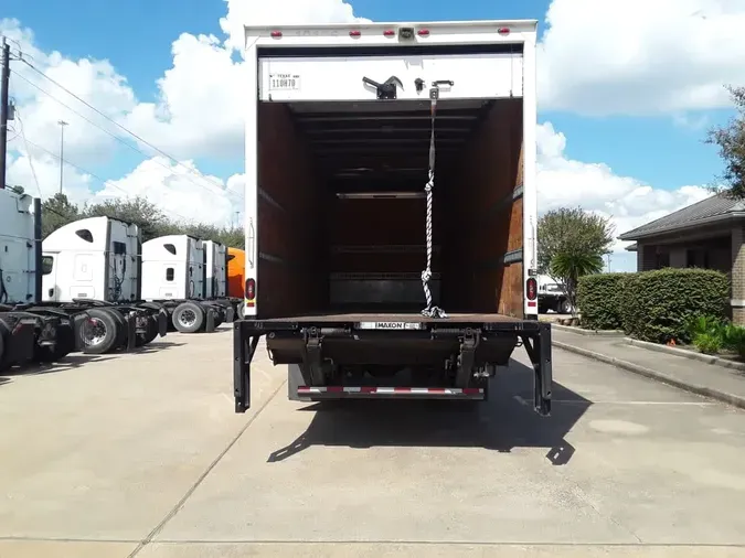 2019 FREIGHTLINER/MERCEDES M2 106