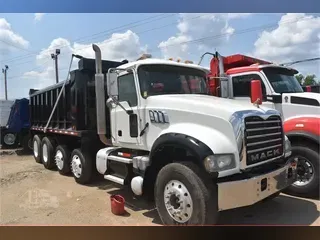 2013 MACK GRANITE GU713