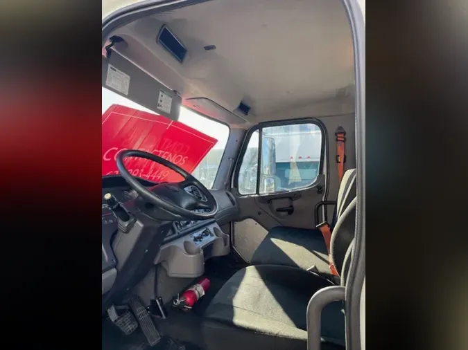 2019 FREIGHTLINER/MERCEDES M2 106