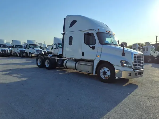 2017 FREIGHTLINER CASCADIA 125