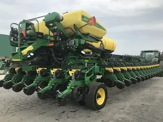 2019 John Deere DB90